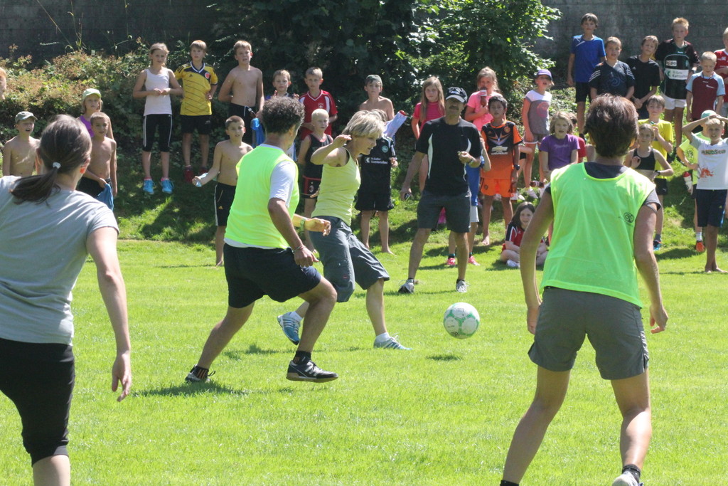 Sporttag Mittelstufe in Niederteufen 2015 (11)