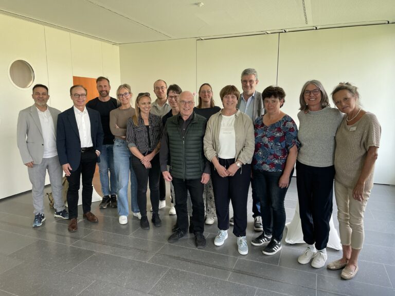 IMG_5123-Gruppenfoto-Alter&Gesundheit