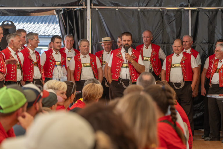 empfang_jodlerclub_jodelfest_2026 (19)
